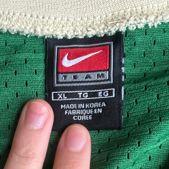 LeBron James 2003 Vintage High School "Irish" Nike Jersey - Size XL - Picture 6 of 7